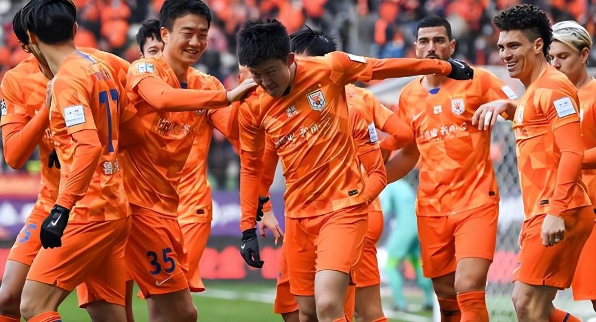 Starrysky Spor-宿茂臻和韩鹏将再次为鲁能引援补强，未来值得期待，以官宣为准