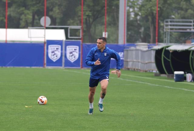 星空体育官网-罗马尼亚名记：我们还需斯坦丘吗？K联射手王是表率