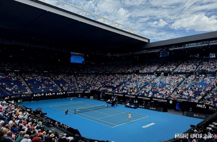 Starrysky Spor-萨巴被罚不冤球迷不用叫屈,小白菜输得心服口服,张帅逼近TOP10