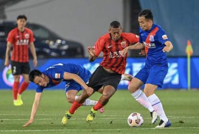 海港抢分碰壁3轮2球锋无力 寄望新援德比或祭奇兵